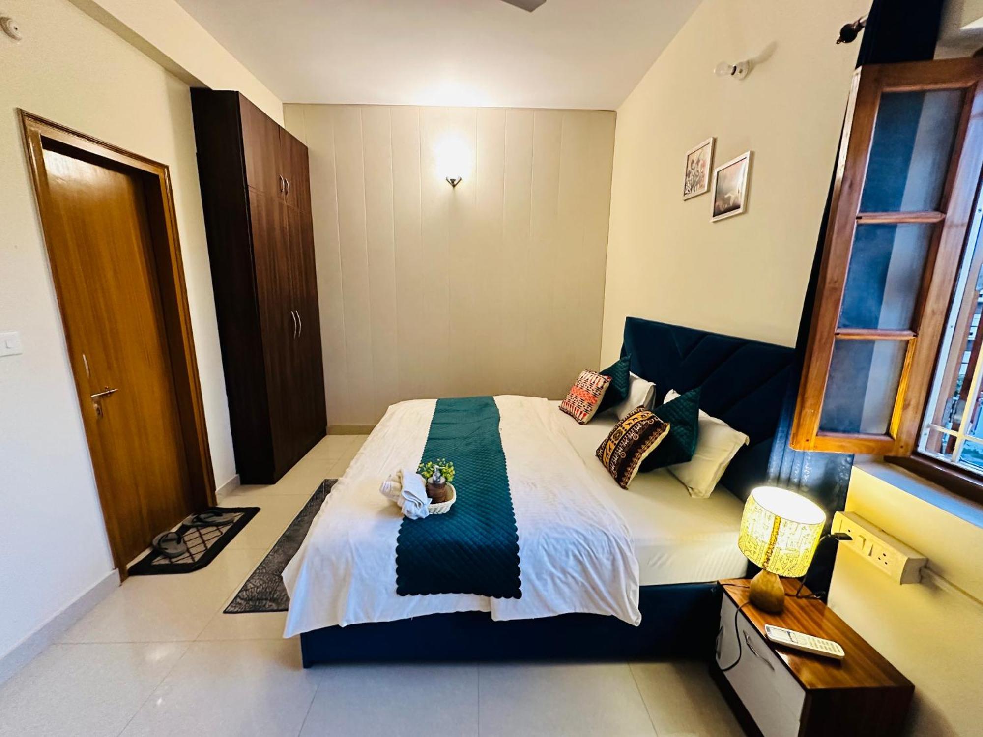 Zoomstay - 3Bhk Apartments Varanasi Exterior photo